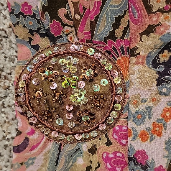 Asymmetrical Skirt - Picture 4 of 7